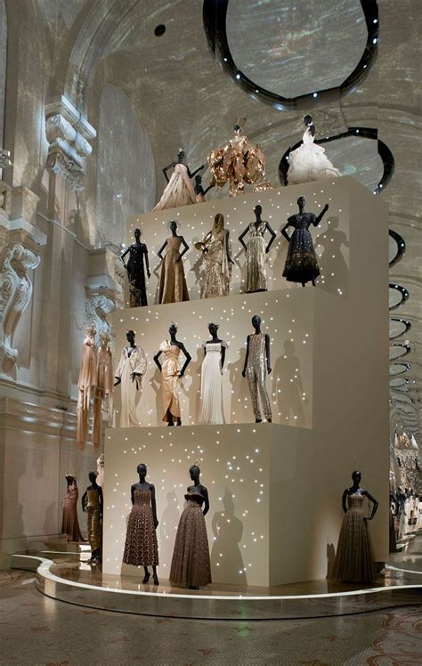 dior art decoratifs paris|christian dior in paris.